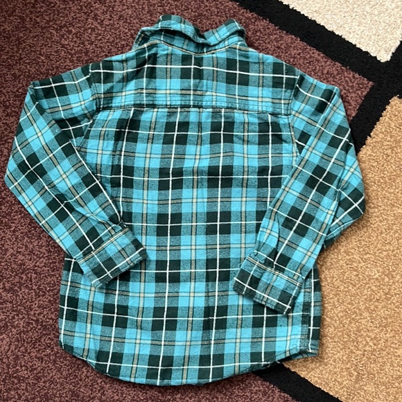 Carter’s - Boys Button Up Shirt - Size 5T - Picture 4 of 4